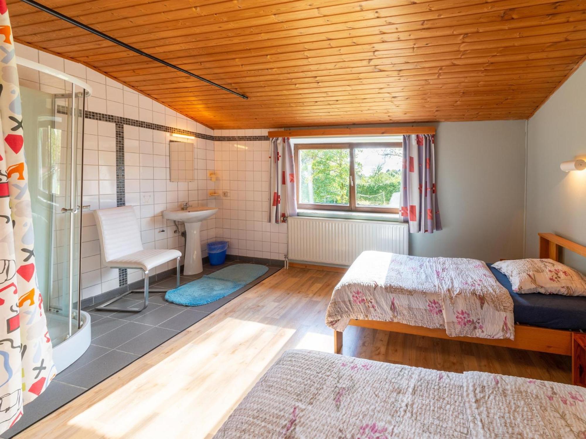 Wonderful Holiday Home In Montleban With Sauna Exterior foto